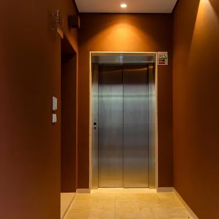 Viva Size Flats Clerigos